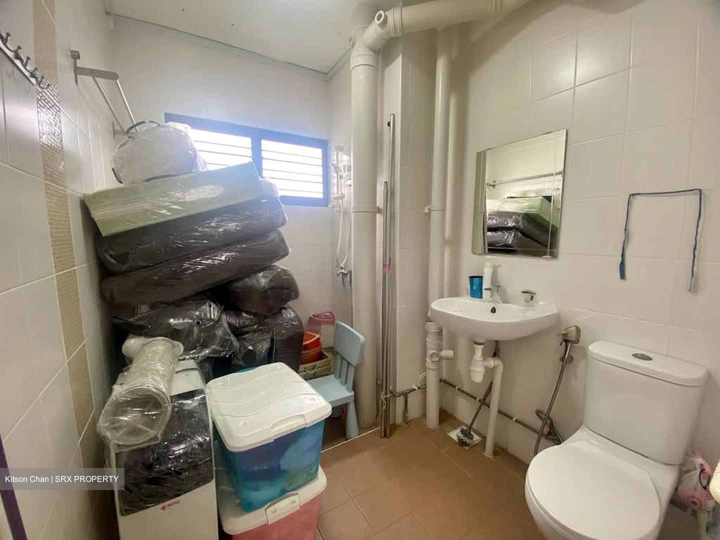 Blk 230 Hougang Avenue 1 (Hougang), HDB Executive #553621011
